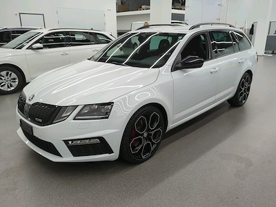 Acquista SKODA OCTAVIA a Ayvens Carmarket